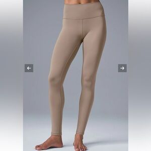 ALO leggings